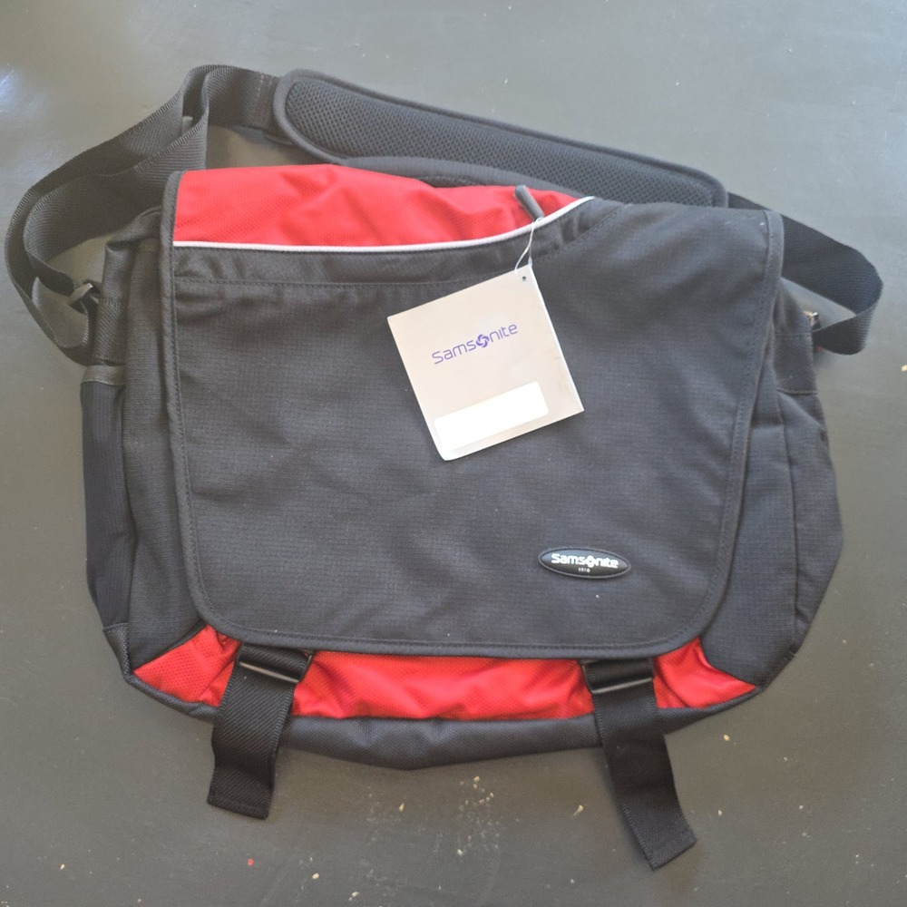 Samsonite‎ Messenger Bag Black Red Laptop Case 74896 A66 Padded Shoulder Strap